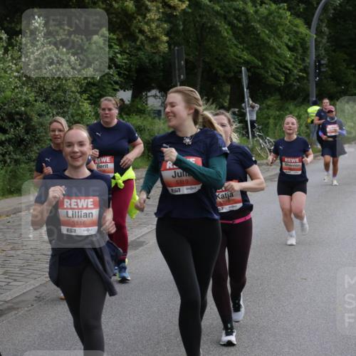 14.06.2026 - REWE Women's Run Jannik Wohlers http://msf.ph/oto/9818606 14.06.2026 11:00:56 Laufen 5327, 5116, 7, 5119, 657, 5229, 577 meine-sportfotos.de