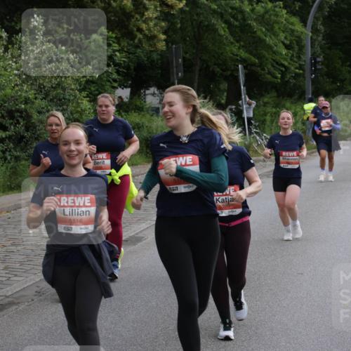14.06.2026 - REWE Women's Run Jannik Wohlers http://msf.ph/oto/9818607 14.06.2026 11:00:56 Laufen 5116, 511, 5229, 17 meine-sportfotos.de