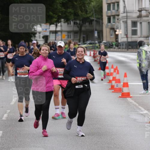 14.06.2026 - REWE Women's Run Jannik Wohlers http://msf.ph/oto/9818634 14.06.2026 11:01:03 Laufen 7, 5722, 347, 57 meine-sportfotos.de