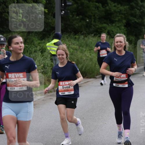 14.06.2026 - REWE Women's Run Jannik Wohlers http://msf.ph/oto/9818643 14.06.2026 11:01:06 Laufen 7, 5535, 572 meine-sportfotos.de