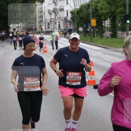 14.06.2026 - REWE Women's Run Jannik Wohlers http://msf.ph/oto/9818667 14.06.2026 11:01:10 Laufen 5722, 5347, 657, 01 meine-sportfotos.de