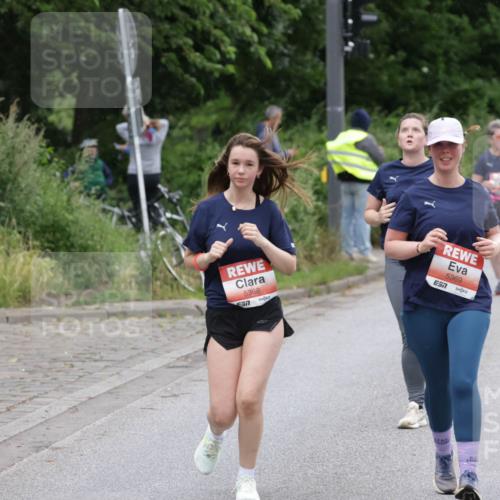 14.06.2026 - REWE Women's Run Jannik Wohlers http://msf.ph/oto/9818671 14.06.2026 11:01:16 Laufen 5368, 7, 5369, 7 meine-sportfotos.de