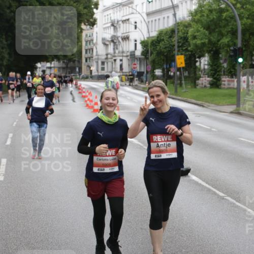 14.06.2026 - REWE Women's Run Jannik Wohlers http://msf.ph/oto/9818700 14.06.2026 11:01:24 Laufen 5909, 5908 meine-sportfotos.de