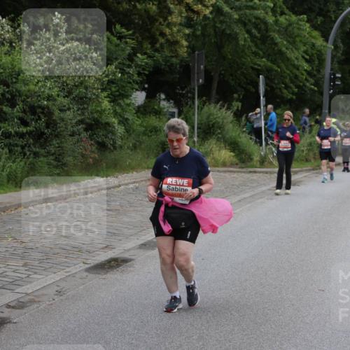 14.06.2026 - REWE Women's Run Jannik Wohlers http://msf.ph/oto/9818711 14.06.2026 11:01:27 Laufen 5478 meine-sportfotos.de