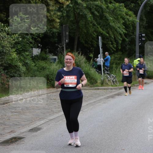14.06.2026 - REWE Women's Run Jannik Wohlers http://msf.ph/oto/9818757 14.06.2026 11:01:46 Laufen 5206, 7 meine-sportfotos.de