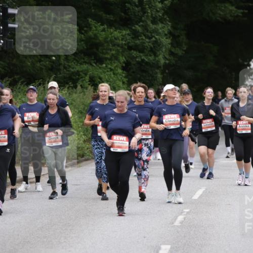 14.06.2026 - REWE Women's Run Jannik Wohlers http://msf.ph/oto/9818761 14.06.2026 11:01:51 Laufen 5807, 5018 meine-sportfotos.de