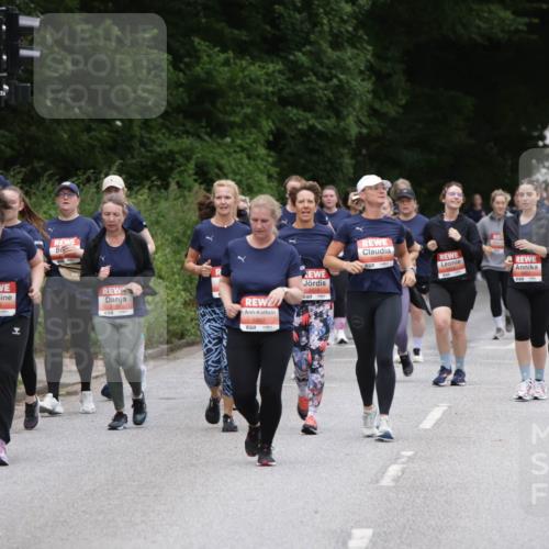 14.06.2026 - REWE Women's Run Jannik Wohlers http://msf.ph/oto/9818762 14.06.2026 11:01:51 Laufen 57, 5018 meine-sportfotos.de
