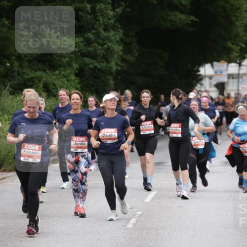 14.06.2026 - REWE Women's Run Jannik Wohlers http://msf.ph/oto/9818772 14.06.2026 11:01:52 Laufen 5186, 5807, 57, 5018, 5019, 550 meine-sportfotos.de