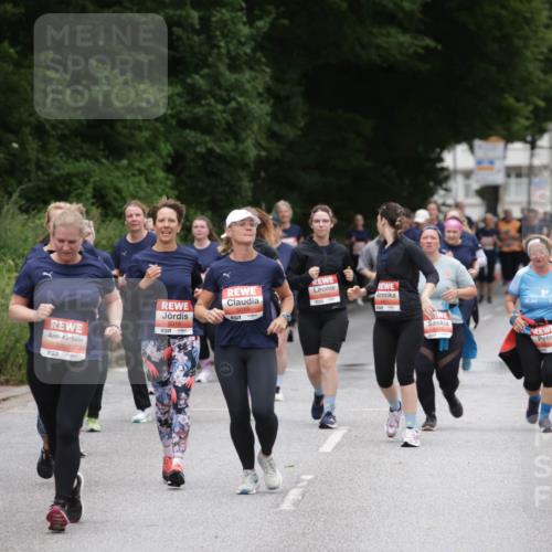 14.06.2026 - REWE Women's Run Jannik Wohlers http://msf.ph/oto/9818773 14.06.2026 11:01:52 Laufen 5019, 5186, 7, 5807, 5018 meine-sportfotos.de