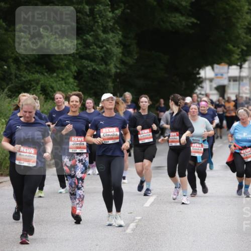 14.06.2026 - REWE Women's Run Jannik Wohlers http://msf.ph/oto/9818774 14.06.2026 11:01:52 Laufen 5186, 5807, 57, 5018, 7, 5019, 577 meine-sportfotos.de