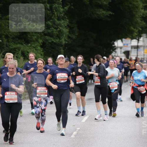 14.06.2026 - REWE Women's Run Jannik Wohlers http://msf.ph/oto/9818777 14.06.2026 11:01:53 Laufen 5807, 57, 5018, 5019 meine-sportfotos.de