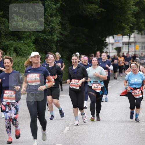 14.06.2026 - REWE Women's Run Jannik Wohlers http://msf.ph/oto/9818790 14.06.2026 11:01:54 Laufen 5018, 8317, 5413 meine-sportfotos.de