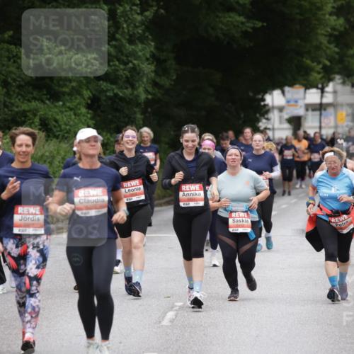 14.06.2026 - REWE Women's Run Jannik Wohlers http://msf.ph/oto/9818794 14.06.2026 11:01:55 Laufen 3, 6018, 5851, 5413 meine-sportfotos.de