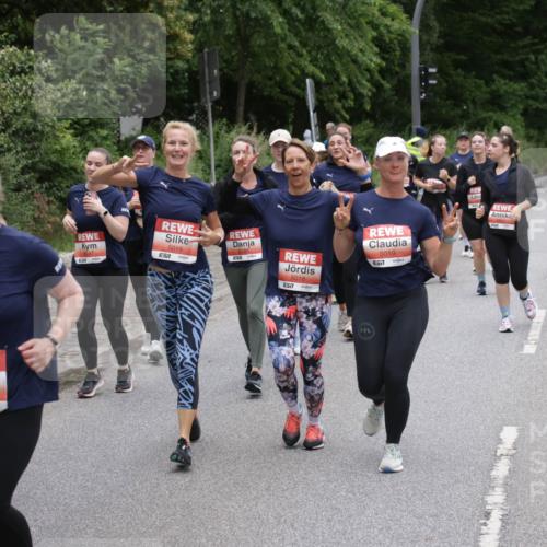 14.06.2026 - REWE Women's Run Jannik Wohlers http://msf.ph/oto/9818811 14.06.2026 11:02:00 Laufen 5807, 51, 5016, 7, 5018, 577, 5019 meine-sportfotos.de