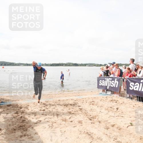 21.06.2026 - Viking Triathlon Michael Strokosch http://msf.ph/oto/9818862 21.06.2026 10:26:35 Schwimmen 21, 474, 548 meine-sportfotos.de