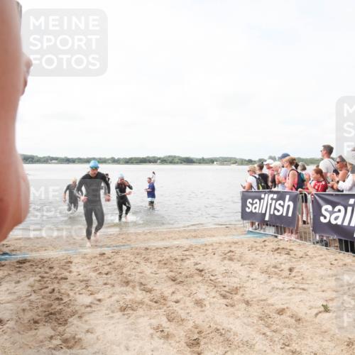 21.06.2026 - Viking Triathlon Michael Strokosch http://msf.ph/oto/9818870 21.06.2026 10:27:08 Schwimmen 7, 25, 176, 426, 547, 575 meine-sportfotos.de