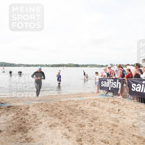 21.06.2026 - Viking Triathlon Michael Strokosch http://msf.ph/oto/9818906 21.06.2026 10:29:44 Schwimmen 74, 610 meine-sportfotos.de