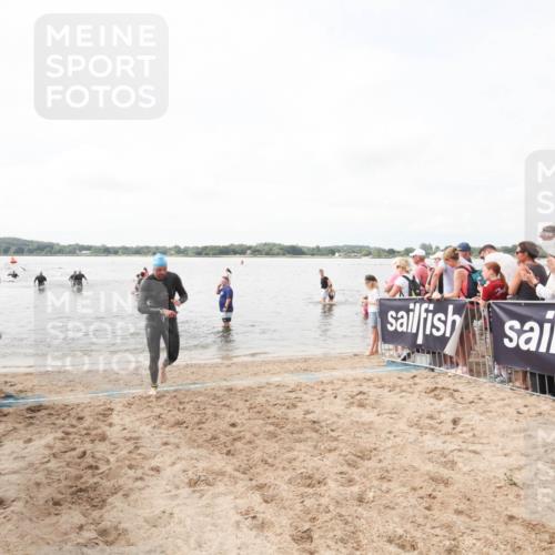 21.06.2026 - Viking Triathlon Michael Strokosch http://msf.ph/oto/9818907 21.06.2026 10:29:44 Schwimmen 74, 610 meine-sportfotos.de