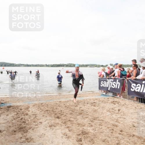 21.06.2026 - Viking Triathlon Michael Strokosch http://msf.ph/oto/9818915 21.06.2026 10:30:21 Schwimmen 38, 104 meine-sportfotos.de
