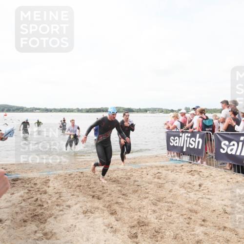 21.06.2026 - Viking Triathlon Michael Strokosch http://msf.ph/oto/9818919 21.06.2026 10:30:40 Schwimmen 5, 42, 103, 218 meine-sportfotos.de