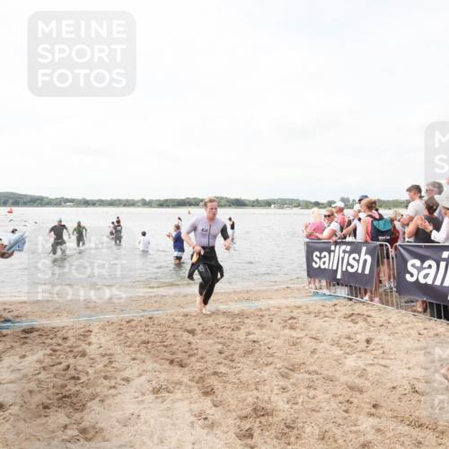 21.06.2026 - Viking Triathlon Michael Strokosch http://msf.ph/oto/9818921 21.06.2026 10:30:42 Schwimmen 5, 42, 103, 218 meine-sportfotos.de