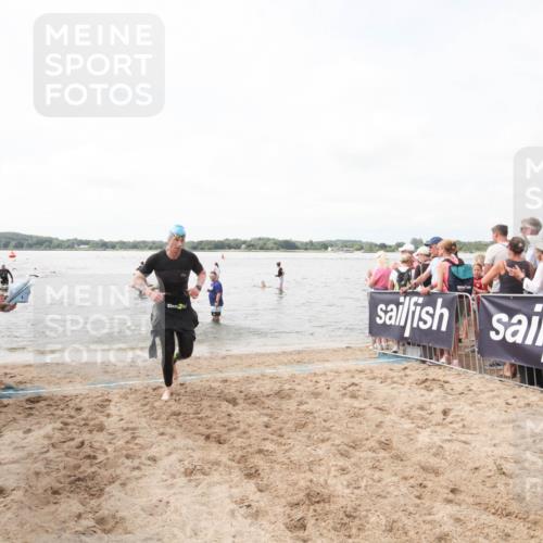 21.06.2026 - Viking Triathlon Michael Strokosch http://msf.ph/oto/9818922 21.06.2026 10:30:48 Schwimmen 5, 42, 103, 337, 394 meine-sportfotos.de