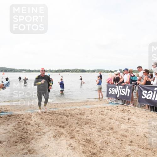 21.06.2026 - Viking Triathlon Michael Strokosch http://msf.ph/oto/9818924 21.06.2026 10:31:07 Schwimmen 131, 454, 665 meine-sportfotos.de