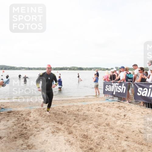 21.06.2026 - Viking Triathlon Michael Strokosch http://msf.ph/oto/9818925 21.06.2026 10:31:07 Schwimmen 131, 454, 665 meine-sportfotos.de