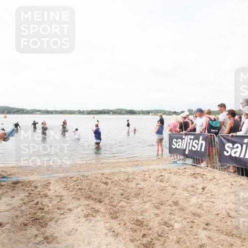 21.06.2026 - Viking Triathlon Michael Strokosch http://msf.ph/oto/9818926 21.06.2026 10:31:10 Schwimmen 131, 454, 665 meine-sportfotos.de