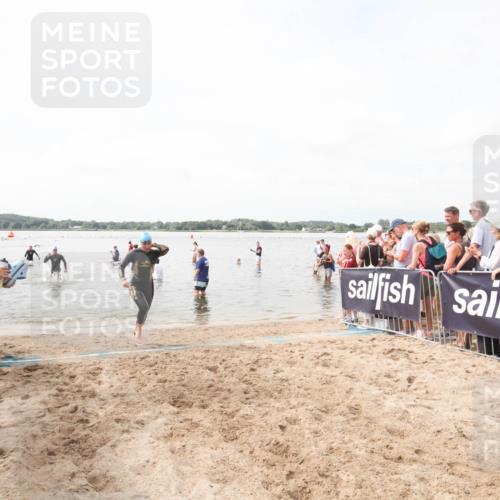 21.06.2026 - Viking Triathlon Michael Strokosch http://msf.ph/oto/9818936 21.06.2026 10:31:45 Schwimmen 17, 506 meine-sportfotos.de