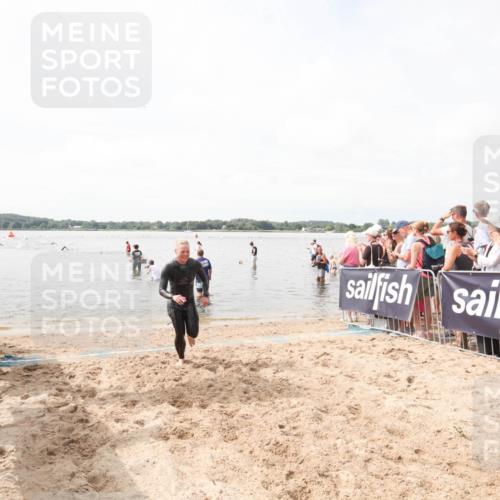 21.06.2026 - Viking Triathlon Michael Strokosch http://msf.ph/oto/9818940 21.06.2026 10:32:27 Schwimmen 13, 145 meine-sportfotos.de