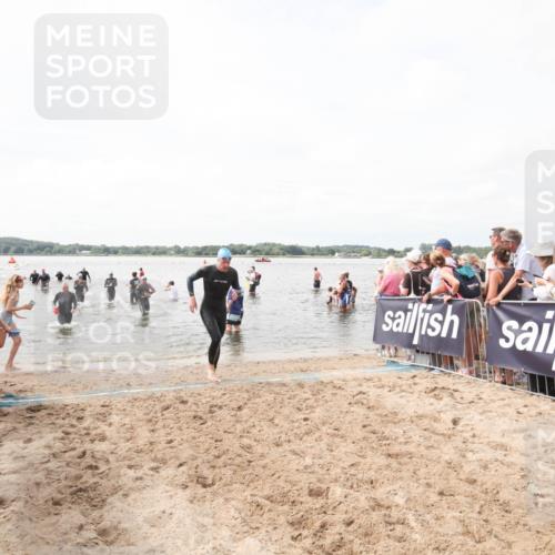 21.06.2026 - Viking Triathlon Michael Strokosch http://msf.ph/oto/9818997 21.06.2026 10:35:06 Schwimmen 26, 161, 199, 267, 536 meine-sportfotos.de
