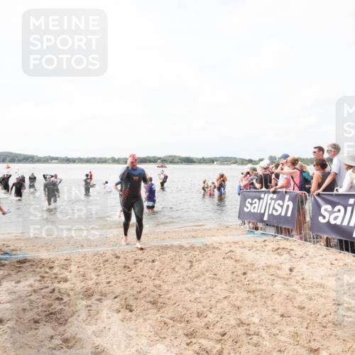 21.06.2026 - Viking Triathlon Michael Strokosch http://msf.ph/oto/9819005 21.06.2026 10:35:23 Schwimmen 73, 100, 568, 623 meine-sportfotos.de