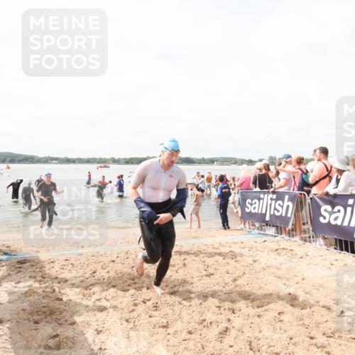 21.06.2026 - Viking Triathlon Michael Strokosch http://msf.ph/oto/9819085 21.06.2026 10:38:43 Schwimmen 55, 300, 397, 546, 567 meine-sportfotos.de
