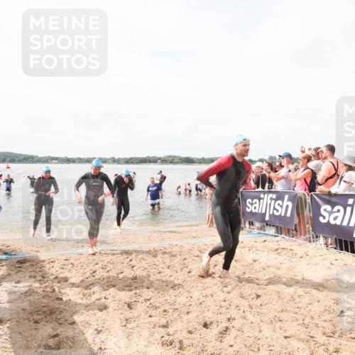 21.06.2026 - Viking Triathlon Michael Strokosch http://msf.ph/oto/9819101 21.06.2026 10:39:23 Schwimmen 152, 214, 232, 328, 340, 457 meine-sportfotos.de