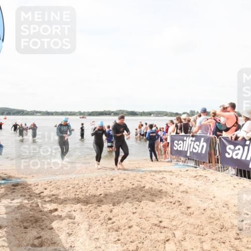 21.06.2026 - Viking Triathlon Michael Strokosch http://msf.ph/oto/9819157 21.06.2026 10:41:33 Schwimmen 96, 165, 262, 327, 429, 578 meine-sportfotos.de