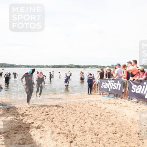 21.06.2026 - Viking Triathlon Michael Strokosch http://msf.ph/oto/9819229 21.06.2026 10:43:41 Schwimmen 93, 351, 459, 470, 521, 618 meine-sportfotos.de