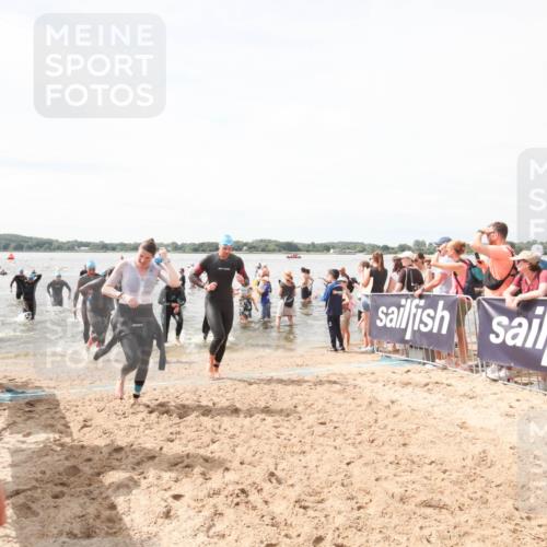 21.06.2026 - Viking Triathlon Michael Strokosch http://msf.ph/oto/9819277 21.06.2026 10:45:26 Schwimmen 48, 105, 147, 258, 273, 274, 302, 326, 354, 635 meine-sportfotos.de