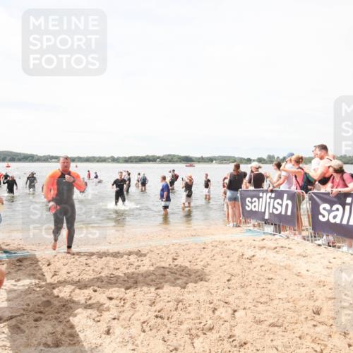 21.06.2026 - Viking Triathlon Michael Strokosch http://msf.ph/oto/9819317 21.06.2026 10:46:34 Schwimmen 322, 324, 388, 497, 654 meine-sportfotos.de