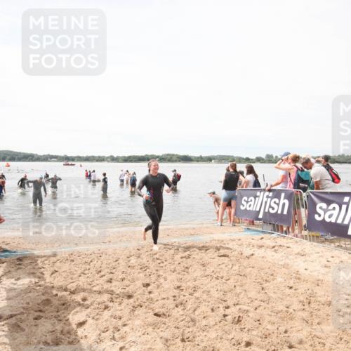 21.06.2026 - Viking Triathlon Michael Strokosch http://msf.ph/oto/9819380 21.06.2026 10:49:07 Schwimmen 378, 434, 549 meine-sportfotos.de