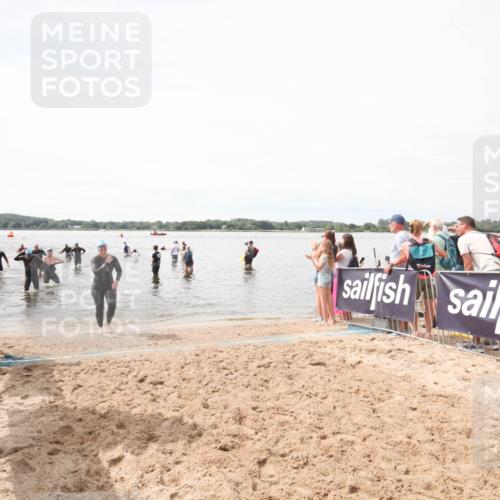 21.06.2026 - Viking Triathlon Michael Strokosch http://msf.ph/oto/9819388 21.06.2026 10:49:44 Schwimmen 206, 483 meine-sportfotos.de