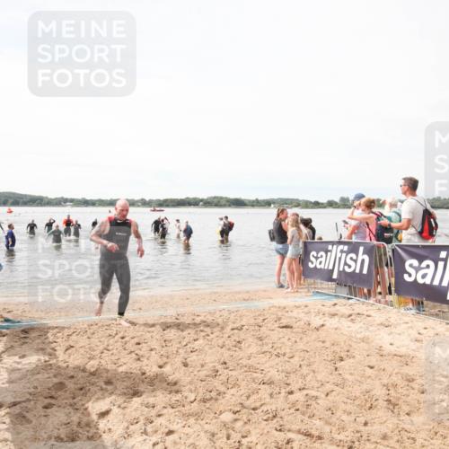 21.06.2026 - Viking Triathlon Michael Strokosch http://msf.ph/oto/9819396 21.06.2026 10:50:06 Schwimmen 192, 523, 639 meine-sportfotos.de