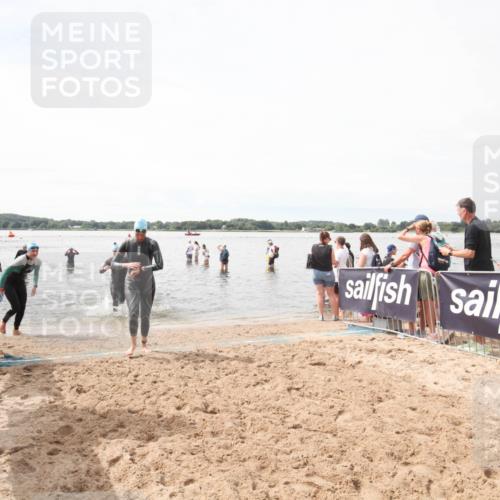 21.06.2026 - Viking Triathlon Michael Strokosch http://msf.ph/oto/9819406 21.06.2026 10:50:50 Schwimmen 57, 295, 416 meine-sportfotos.de