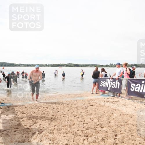 21.06.2026 - Viking Triathlon Michael Strokosch http://msf.ph/oto/9819443 21.06.2026 10:53:57 Schwimmen 97, 203, 257, 538 meine-sportfotos.de