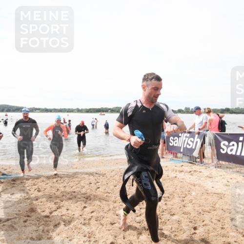 21.06.2026 - Viking Triathlon Michael Strokosch http://msf.ph/oto/9819448 21.06.2026 10:54:07 Schwimmen 61, 190, 203, 257, 390, 515, 631 meine-sportfotos.de