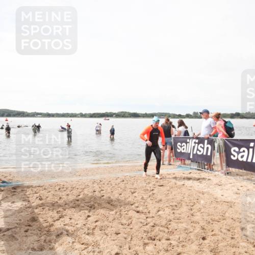 21.06.2026 - Viking Triathlon Michael Strokosch http://msf.ph/oto/9819452 21.06.2026 10:54:16 Schwimmen 61, 190, 237, 631 meine-sportfotos.de