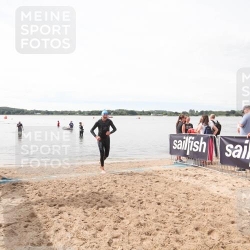 21.06.2026 - Viking Triathlon Michael Strokosch http://msf.ph/oto/9819483 21.06.2026 10:58:37 Schwimmen 439 meine-sportfotos.de
