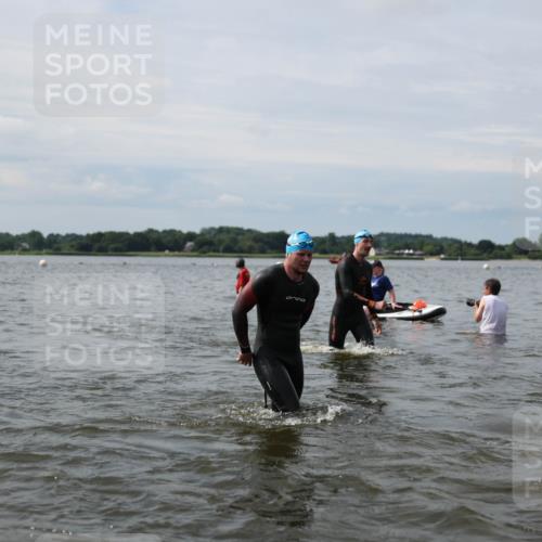 21.06.2026 - Viking Triathlon Michael Strokosch http://msf.ph/oto/9819519 21.06.2026 10:45:27 Schwimmen 37, 48, 54, 85, 105, 147, 158, 273, 274, 302, 354, 376, 540, 562, 635 meine-sportfotos.de