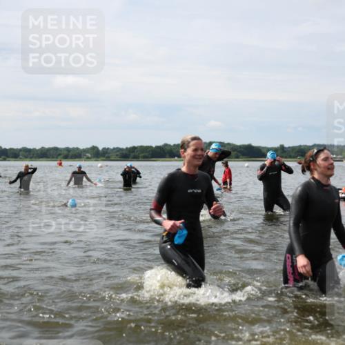 21.06.2026 - Viking Triathlon Michael Strokosch http://msf.ph/oto/9819555 21.06.2026 10:45:55 Schwimmen 107, 138, 172, 196, 245, 331, 389, 405, 448, 494, 510, 534, 539, 563 meine-sportfotos.de