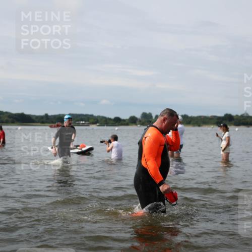 21.06.2026 - Viking Triathlon Michael Strokosch http://msf.ph/oto/9819609 21.06.2026 10:46:25 Schwimmen 156, 260, 322, 324, 341, 363, 388, 414, 497, 650, 654 meine-sportfotos.de